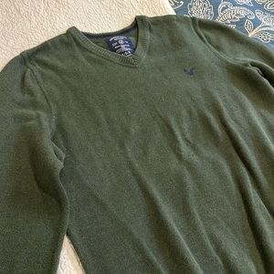 AMERICAN EAGLE OUTFITTERS FOREST GREEN SWEATER ~ LARGE